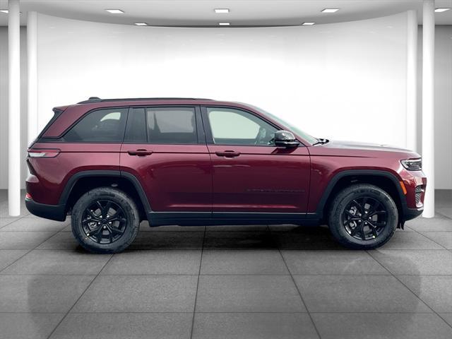 new 2025 Jeep Grand Cherokee car, priced at $43,781