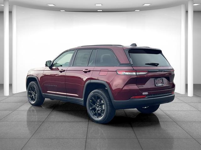 new 2025 Jeep Grand Cherokee car, priced at $43,781