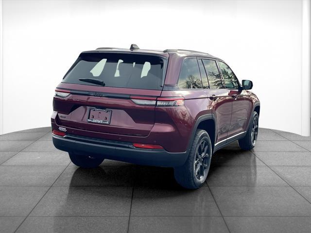 new 2025 Jeep Grand Cherokee car, priced at $43,781