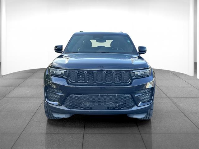 new 2025 Jeep Grand Cherokee car, priced at $46,261