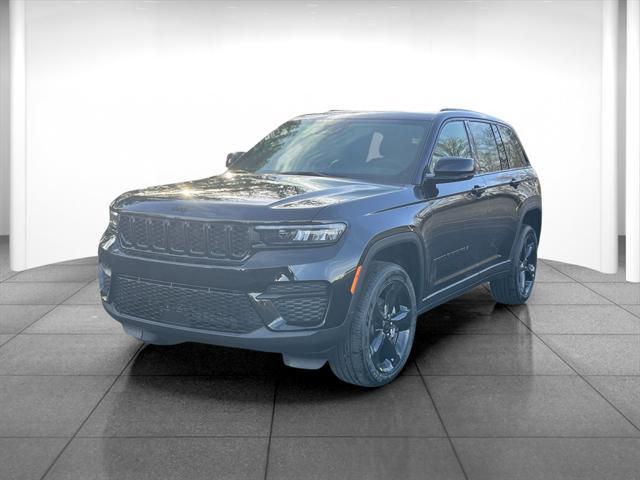 new 2025 Jeep Grand Cherokee car, priced at $46,261