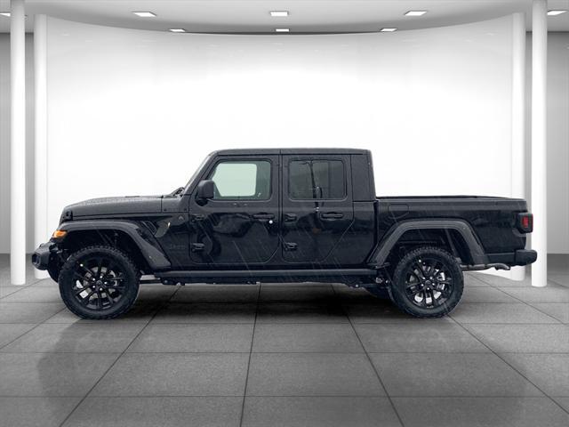 new 2025 Jeep Gladiator car, priced at $43,116