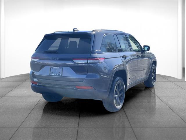 new 2025 Jeep Grand Cherokee car, priced at $42,384