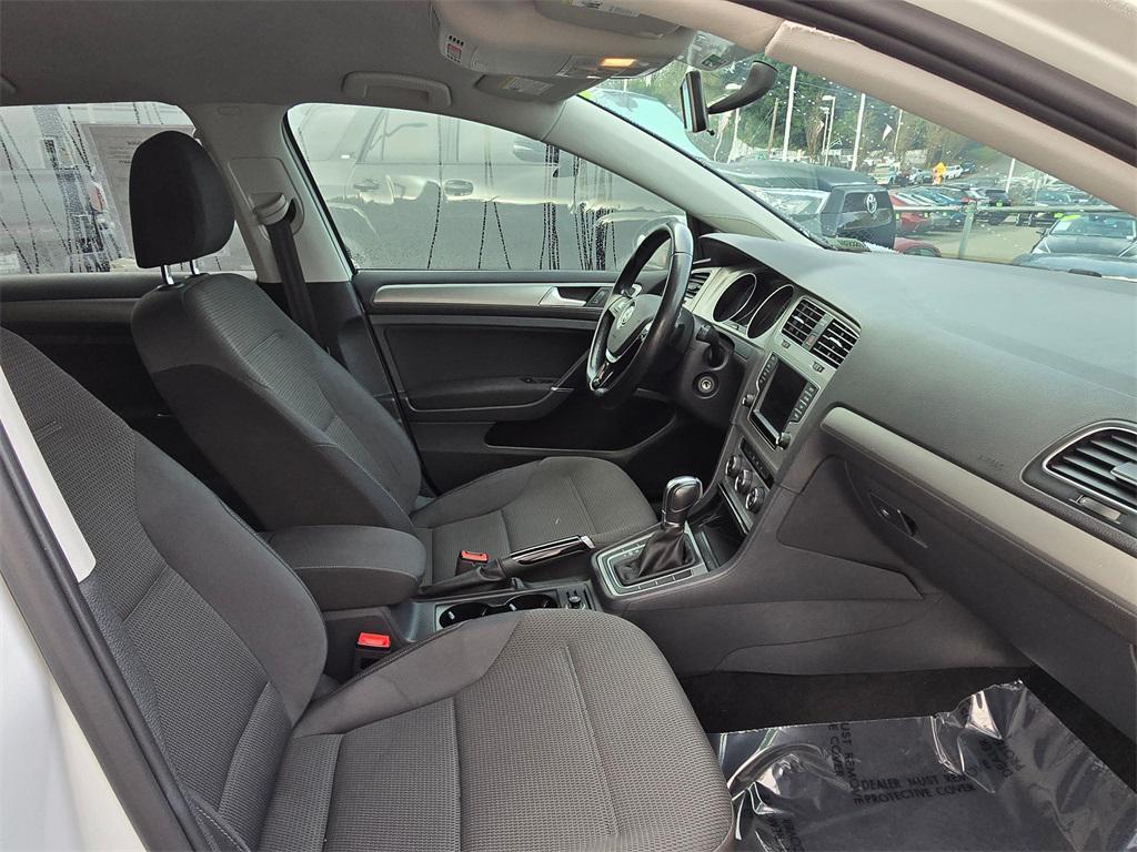 used 2016 Volkswagen Golf SportWagen car, priced at $9,995