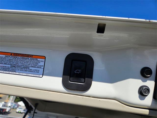 used 2015 Toyota Sienna car, priced at $12,550