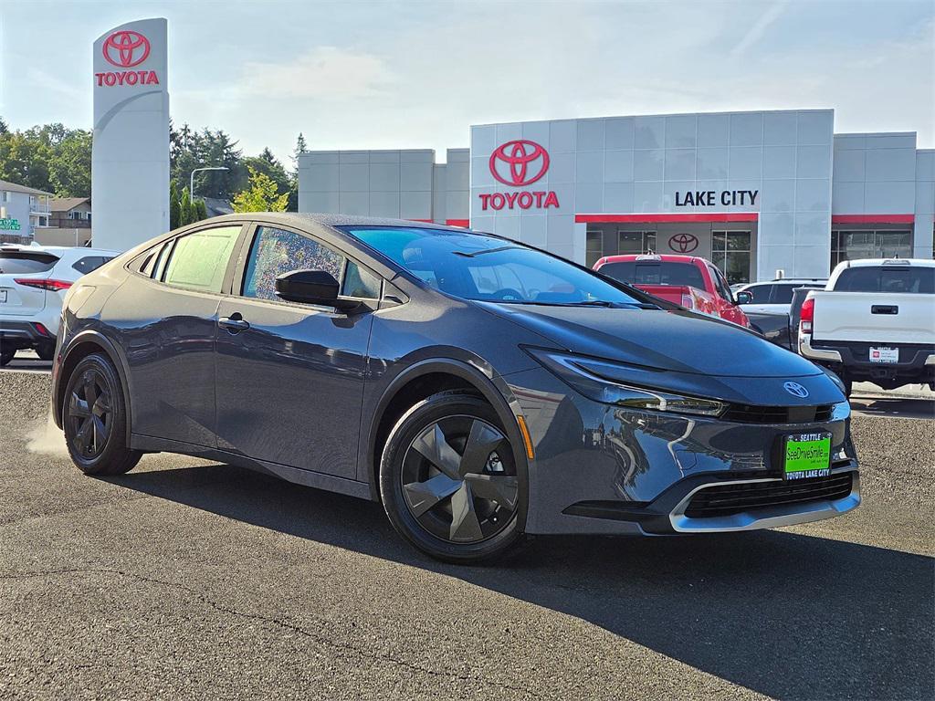 new 2026 Toyota Prius Plug-In Hybrid car, priced at $35,324