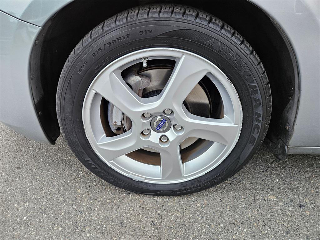 used 2013 Volvo S60 car, priced at $7,350