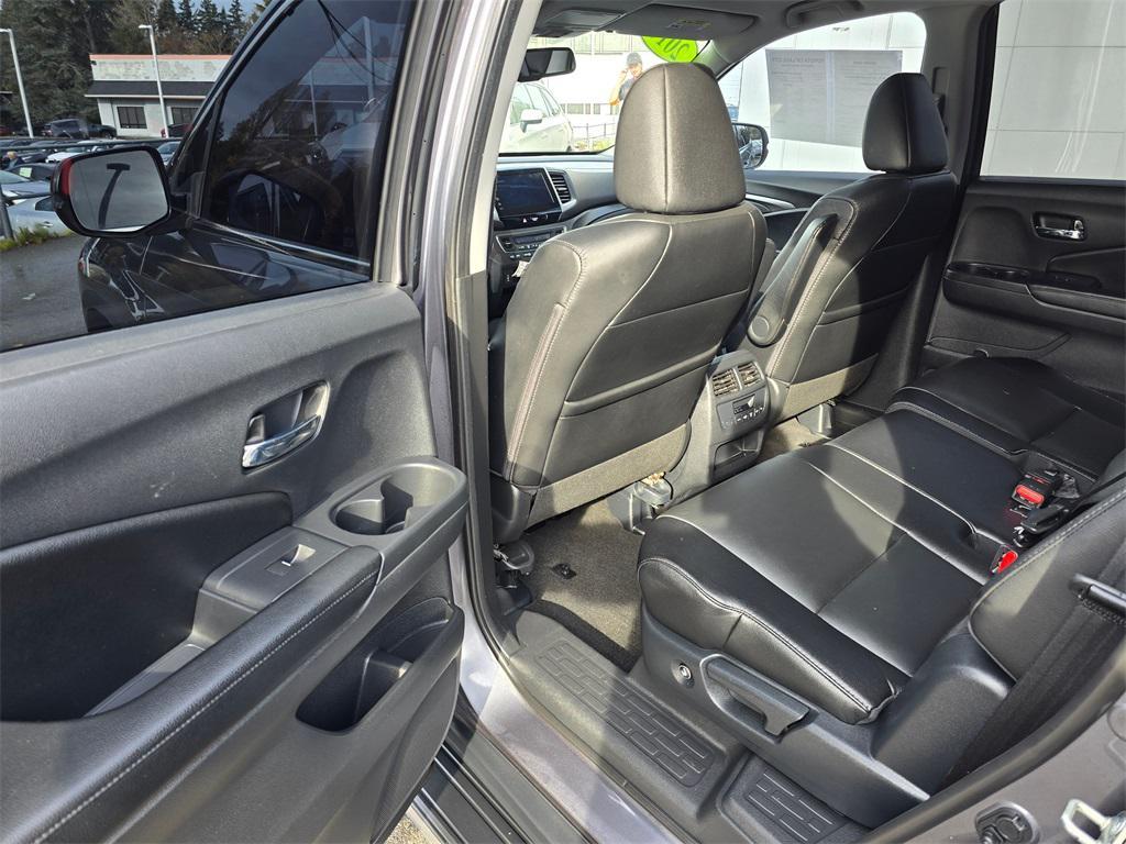 used 2016 Honda Pilot car, priced at $23,995