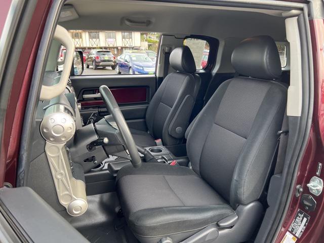 used 2007 Toyota FJ Cruiser car, priced at $22,841