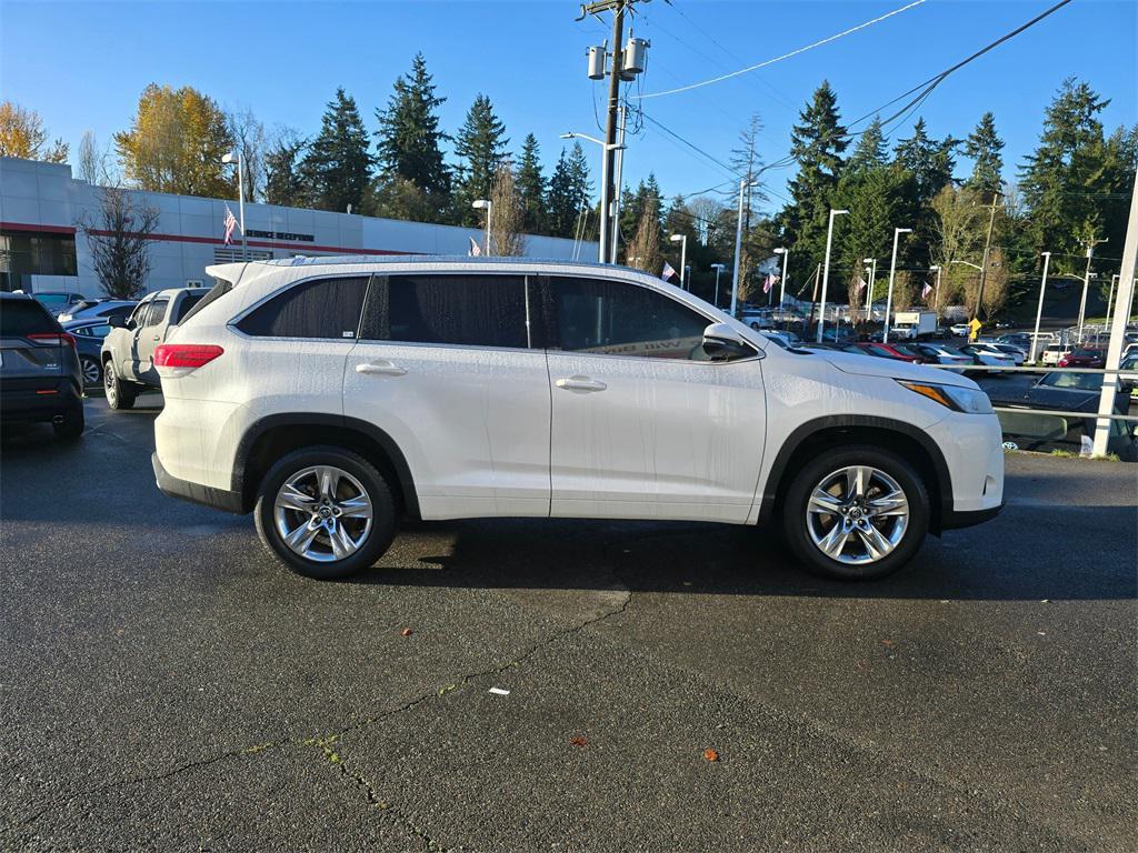 used 2018 Toyota Highlander car, priced at $27,640