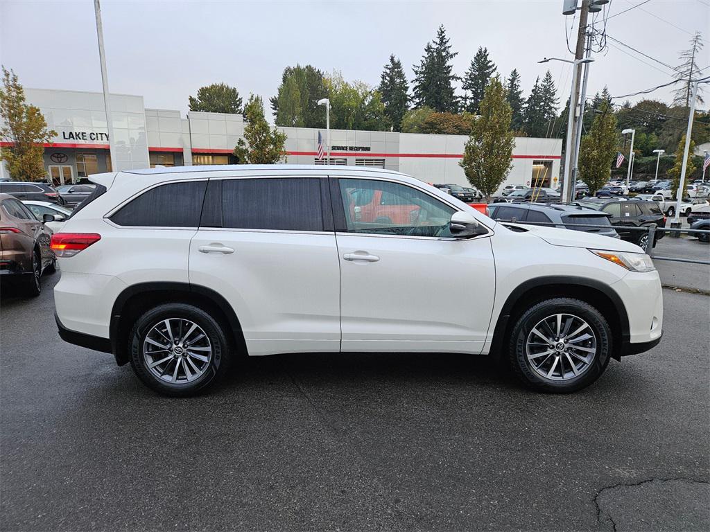 used 2018 Toyota Highlander car, priced at $24,554