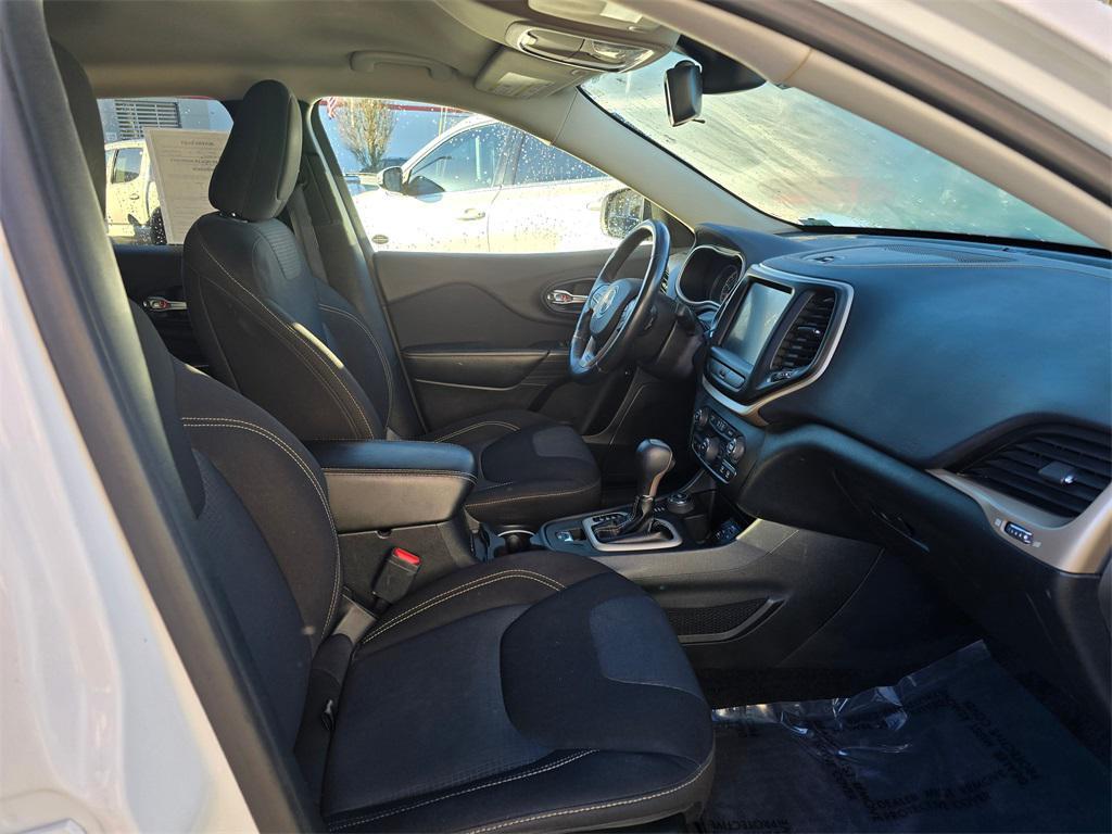 used 2016 Jeep Cherokee car, priced at $11,945