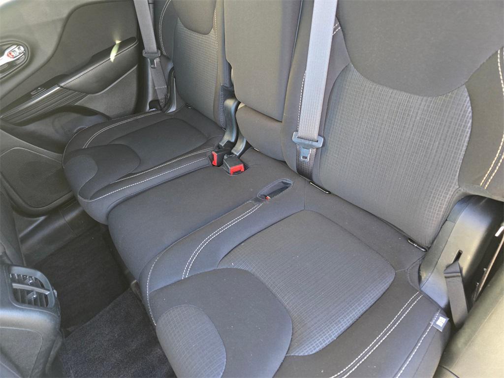 used 2016 Jeep Cherokee car, priced at $11,945