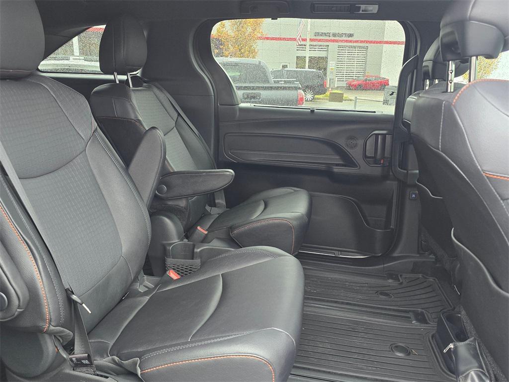 used 2024 Toyota Sienna car, priced at $49,995