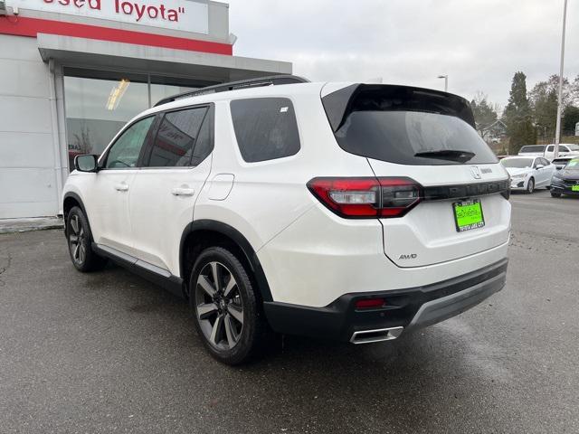 used 2025 Honda Pilot car, priced at $46,441