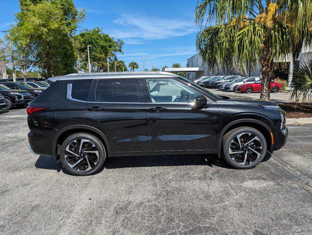 new 2024 Mitsubishi Outlander car, priced at $42,670