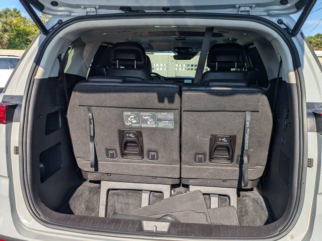 used 2023 Kia Carnival car, priced at $37,995