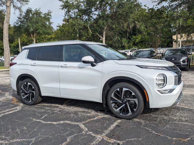 new 2024 Mitsubishi Outlander car, priced at $38,105