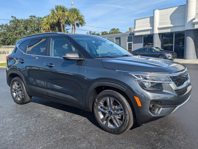 used 2023 Kia Seltos car