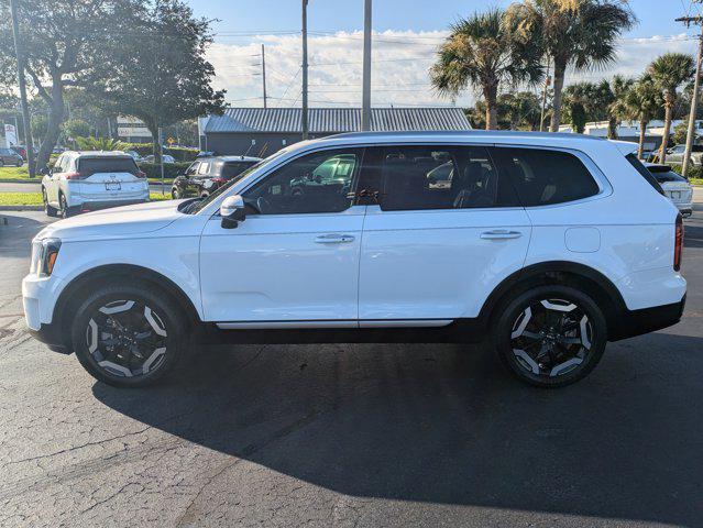 used 2024 Kia Telluride car, priced at $30,926