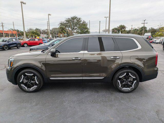 used 2024 Kia Telluride car