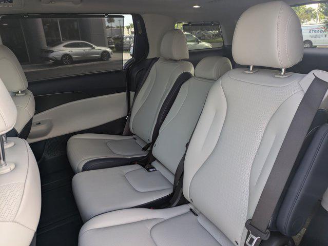 used 2025 Kia Carnival Hybrid car, priced at $55,970