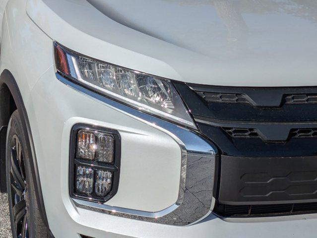 new 2024 Mitsubishi Outlander car, priced at $30,005