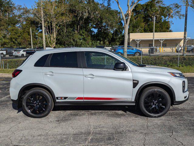 new 2024 Mitsubishi Outlander car, priced at $30,005