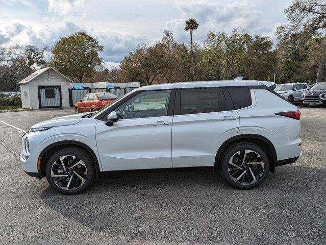 new 2024 Mitsubishi Outlander car, priced at $36,705