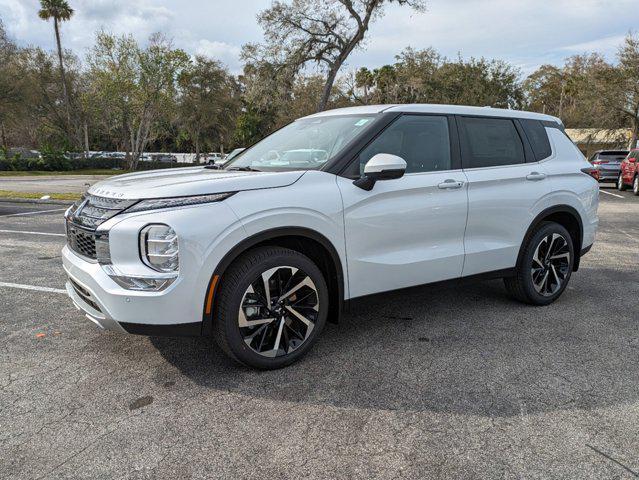 new 2024 Mitsubishi Outlander car, priced at $36,705