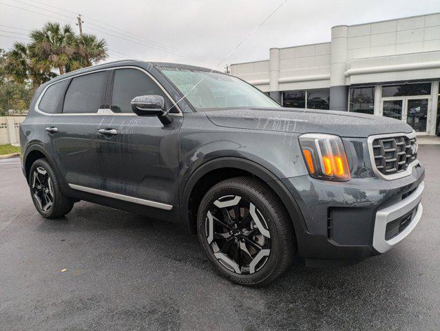 used 2024 Kia Telluride car