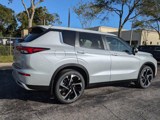 new 2024 Mitsubishi Outlander car, priced at $34,585