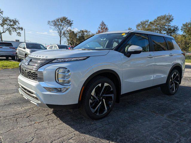 new 2024 Mitsubishi Outlander car, priced at $34,585