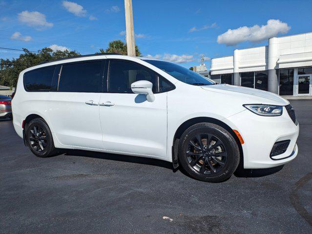 used 2021 Chrysler Pacifica car