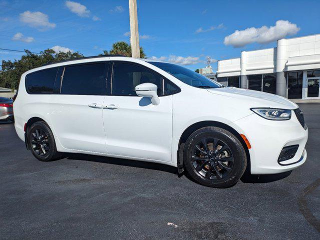 used 2021 Chrysler Pacifica car