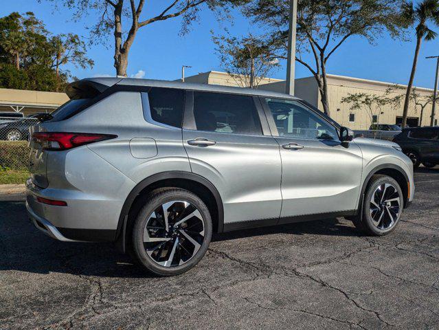 new 2024 Mitsubishi Outlander car, priced at $36,290