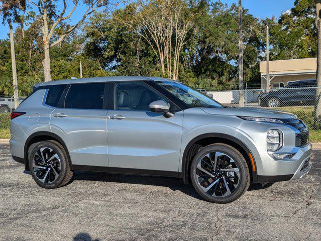 new 2024 Mitsubishi Outlander car, priced at $36,290