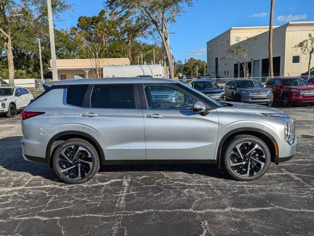 new 2024 Mitsubishi Outlander car, priced at $36,285