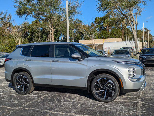 new 2024 Mitsubishi Outlander car, priced at $36,285