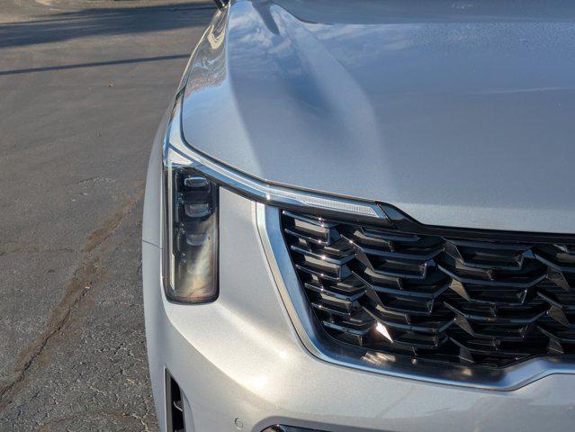 used 2025 Kia Sorento car