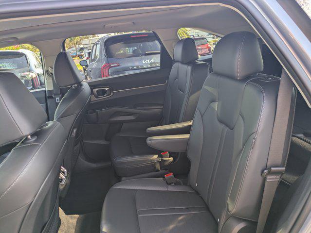 used 2025 Kia Sorento car