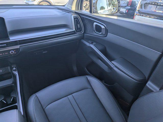 used 2025 Kia Sorento car