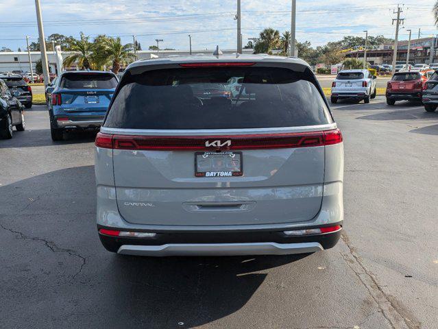 used 2024 Kia Carnival car