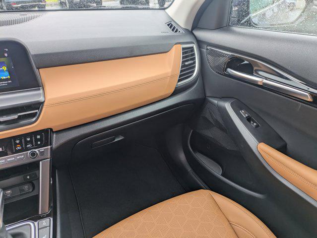 used 2025 Kia Seltos car