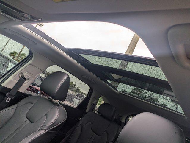used 2025 Kia Sorento car