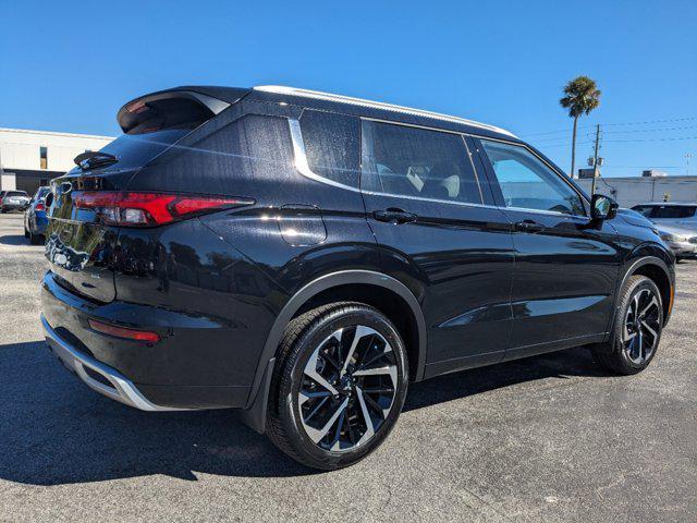 new 2024 Mitsubishi Outlander car, priced at $37,865