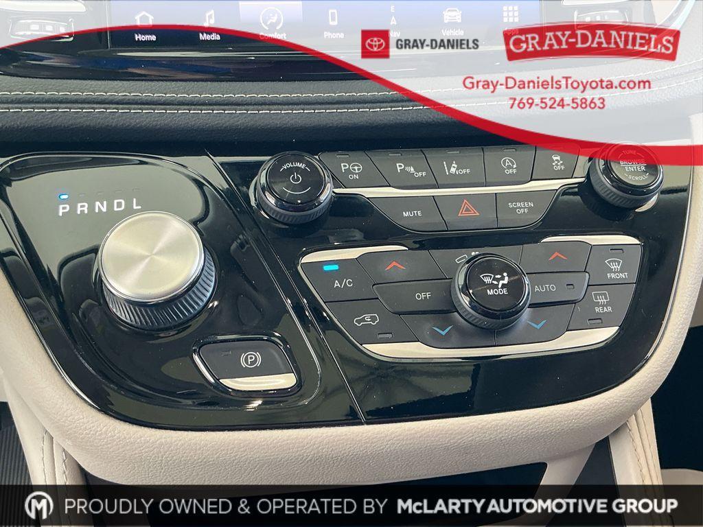 used 2022 Chrysler Pacifica car, priced at $28,333