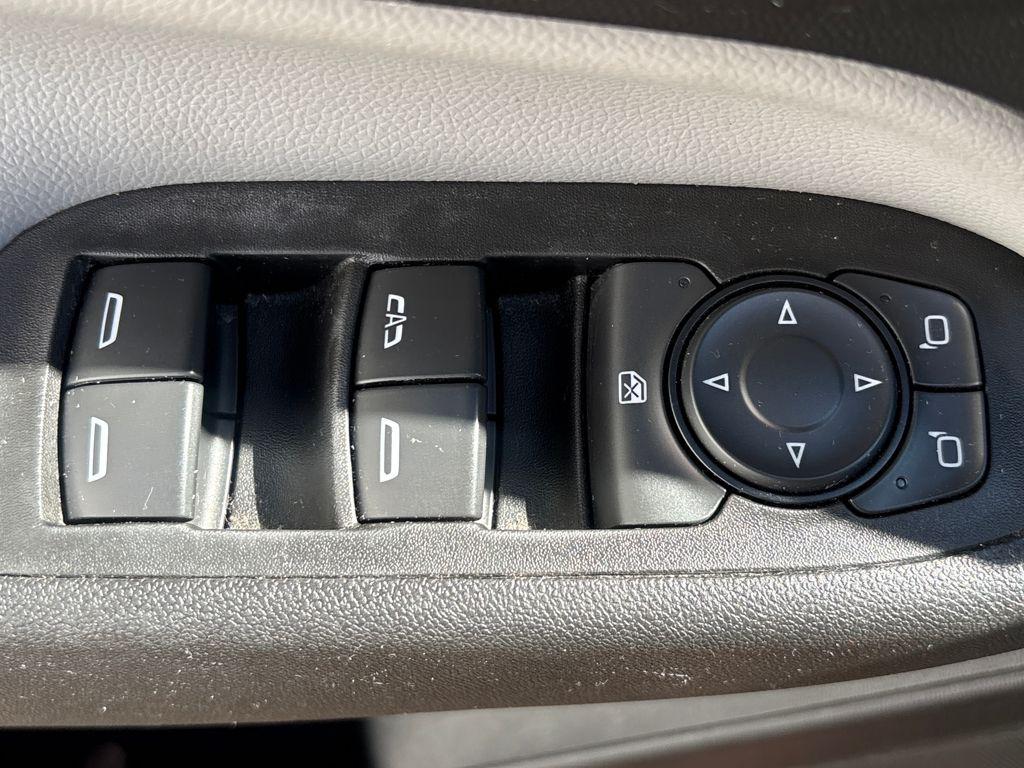 used 2020 Chevrolet Equinox car, priced at $14,251