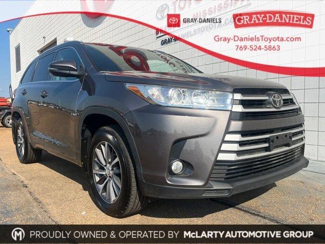 used 2017 Toyota Highlander car, priced at $21,258