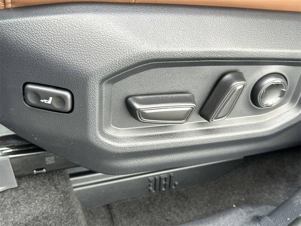 new 2025 Toyota Tundra Hybrid car, priced at $78,179